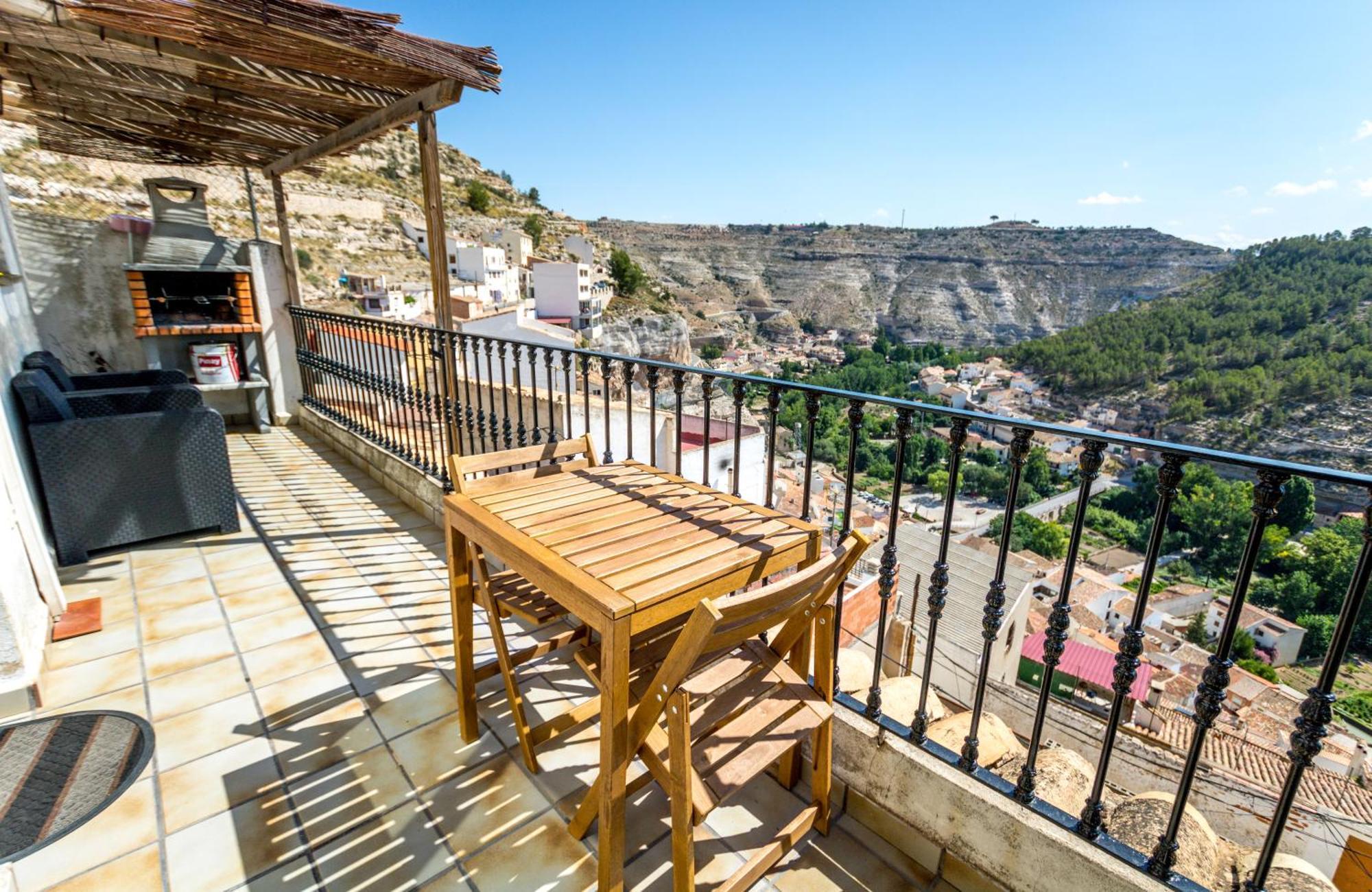 הוילה אלקלה דל חוקאר El Balcon Del Jucar מראה חיצוני תמונה
